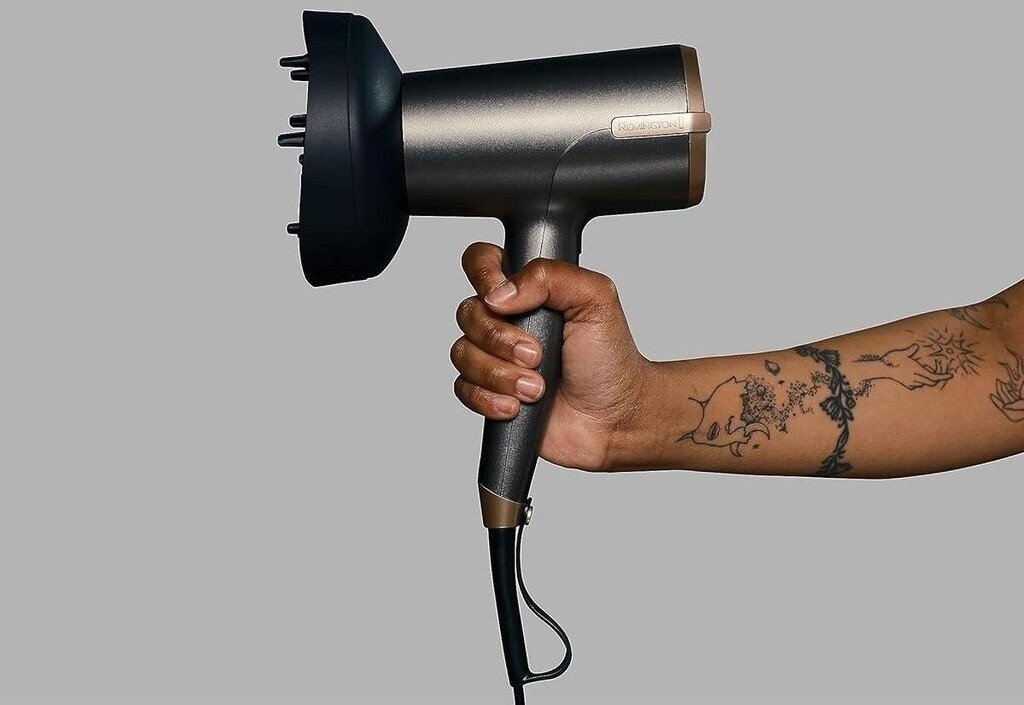 Uscător de păr Remington ONE Dry & Style D6077, 2000W, 4 accesorii, 8 viteze, 8 trepte temperatura