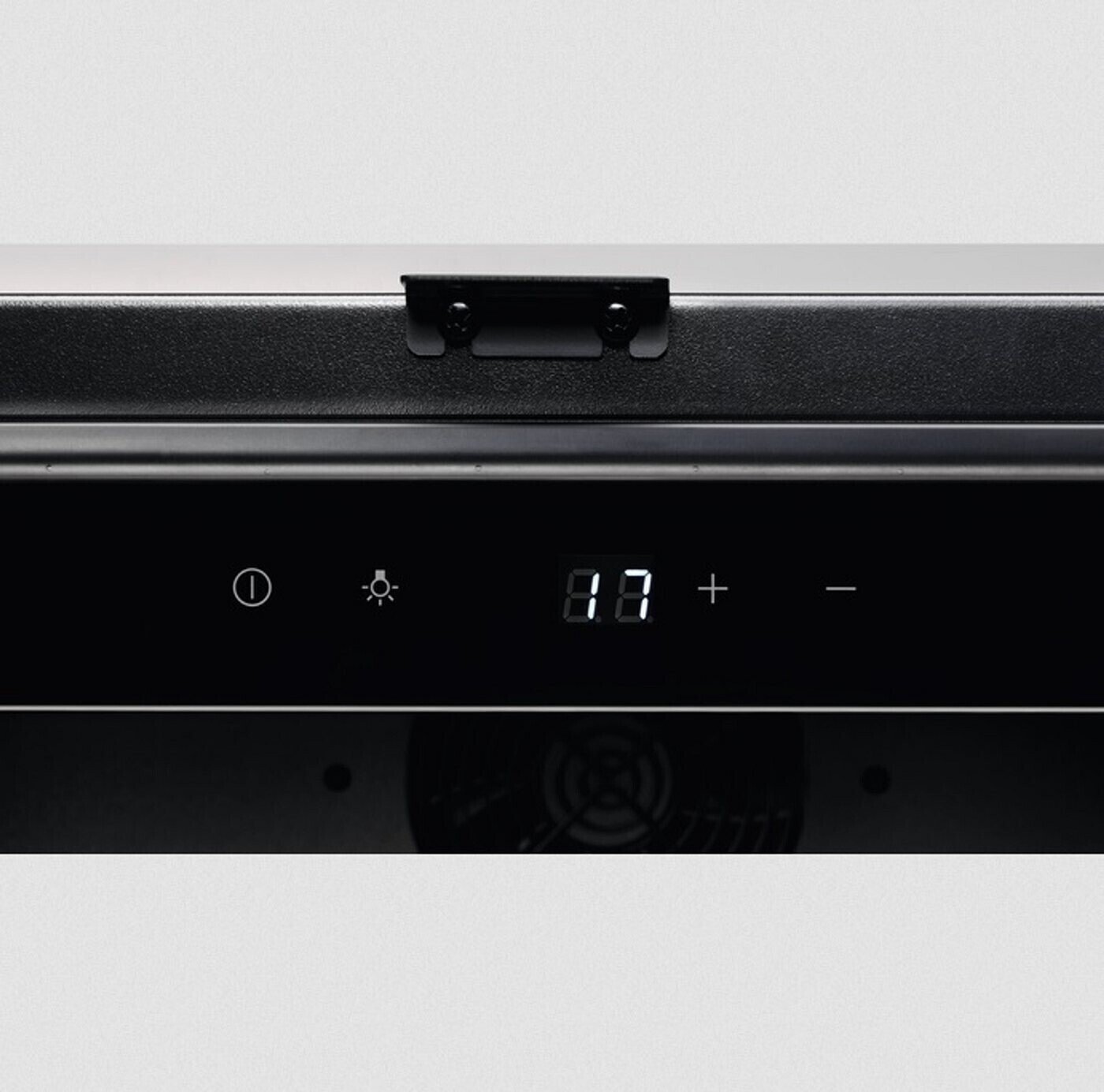 Racitor de vinuri incorporabil AEG AWUS020B5B