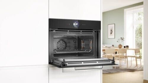 Компактный духовой шкаф с микроволнами Bosch CMG7761B1