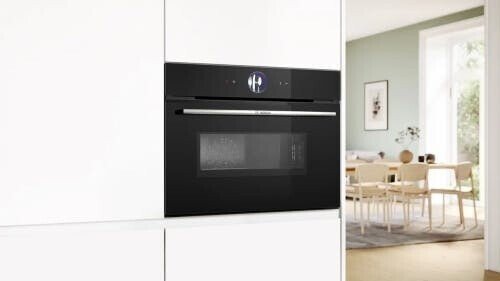 Компактный духовой шкаф с микроволнами Bosch CMG7761B1