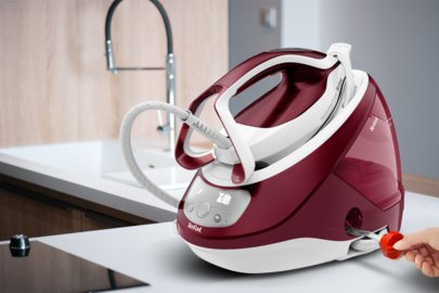 Stație de călcat de înaltă presiune TEFAL Pro Express Protect GV9220E0
