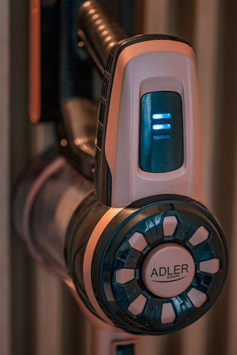 Ручной пылесос Adler AD 7044, 0.8 л, 250 Вт, Turbo