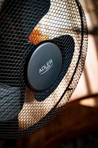 Вентилятор напольный Adler AD 7323b, 90 Вт, диаметром 40 см, 3 настройки скорости 