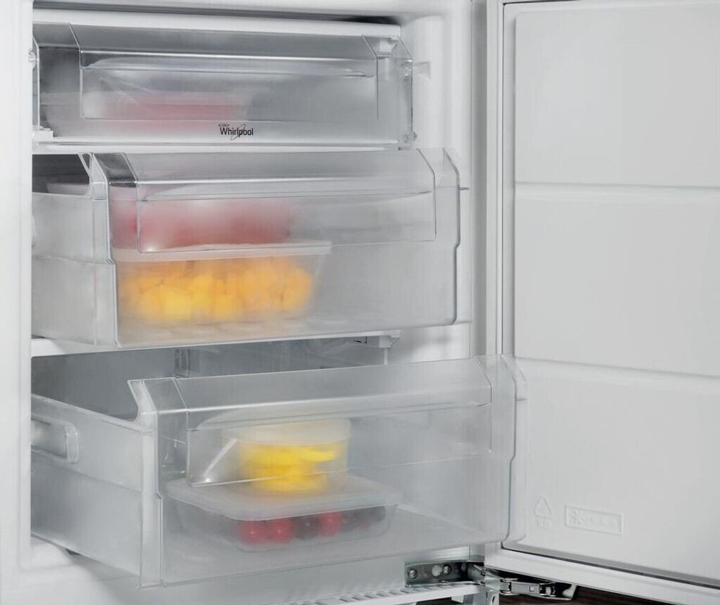 Морозильник встраиваемый Whirlpool WBUFZ011